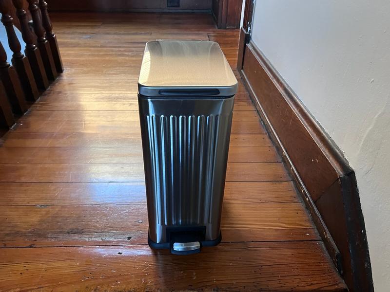 Customer carousel item 11.