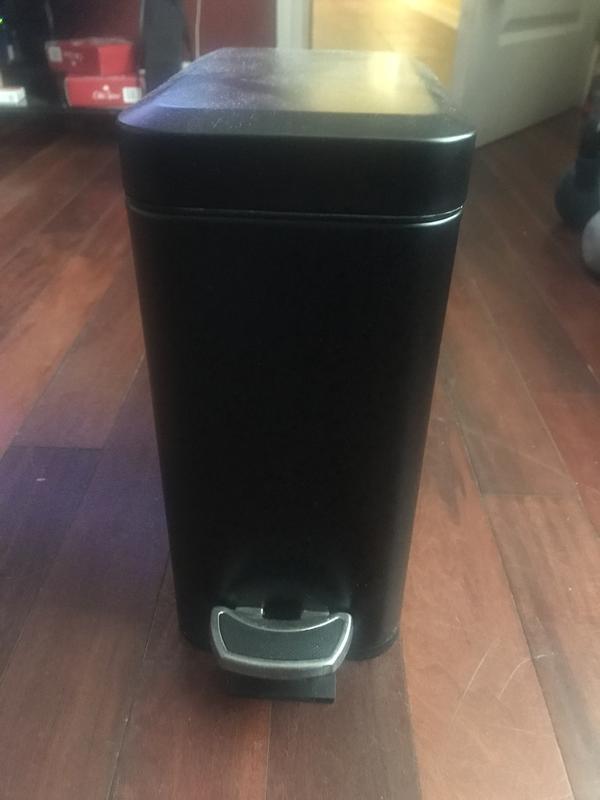 SIMPLEMADE Small Bathroom Trash Can with Lid, Kitchen Garbage Can - 5 Liter  / 1.3 Gallon