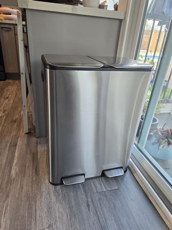 Customer carousel item 3.