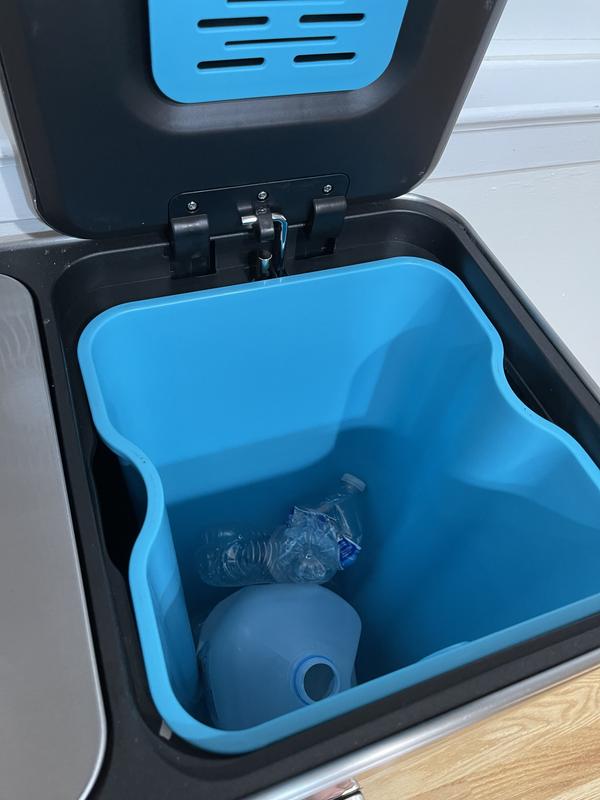 Customer carousel item 11.