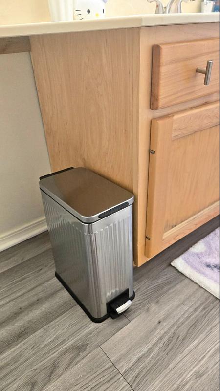 Customer carousel item 5.