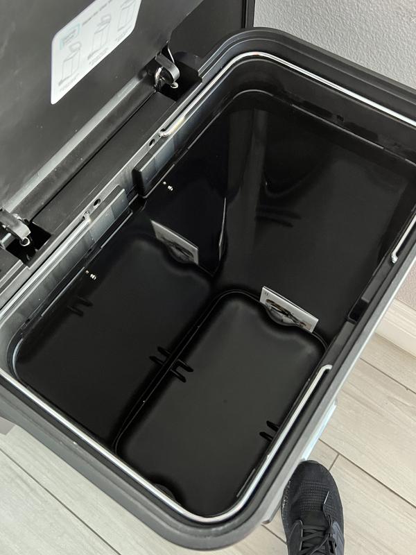 Customer carousel item 8.