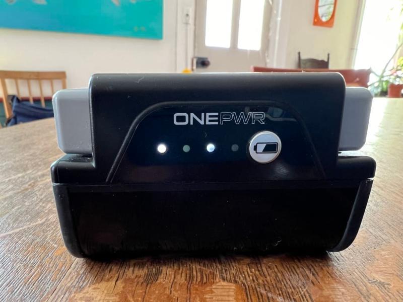 Battery showing error state