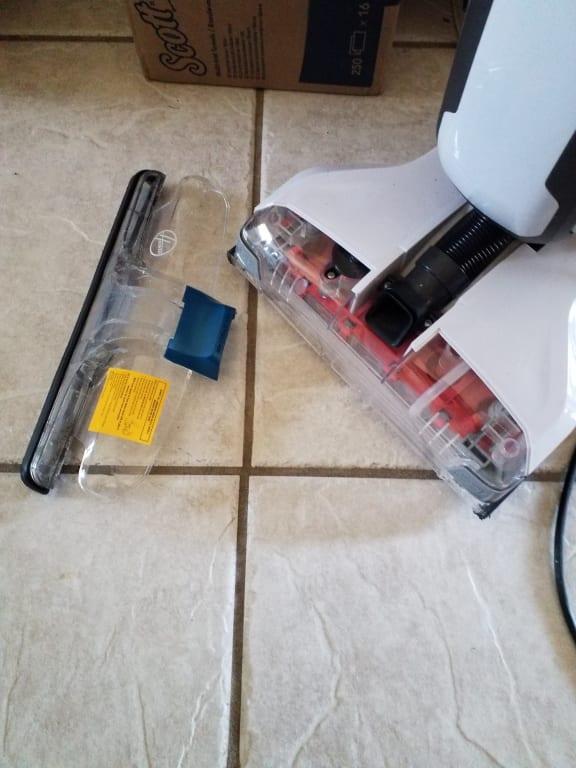 Plastic suction attachment doesn't touch the floor