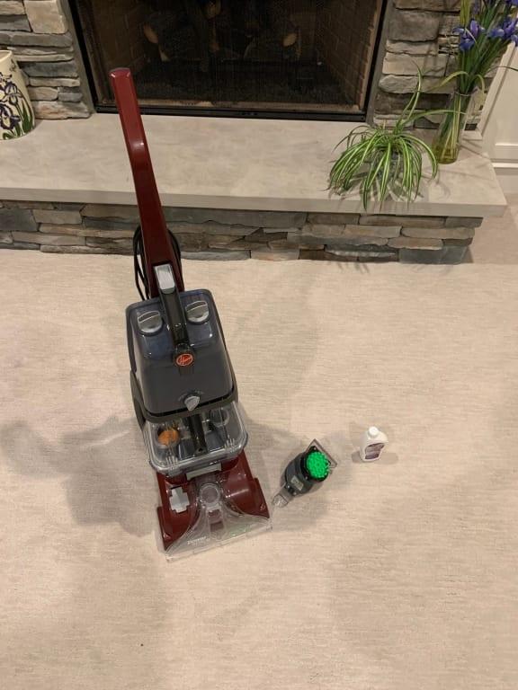 Hoover Power Scrub Deluxe Carpet Cleaner Machine, Upright Shampooer