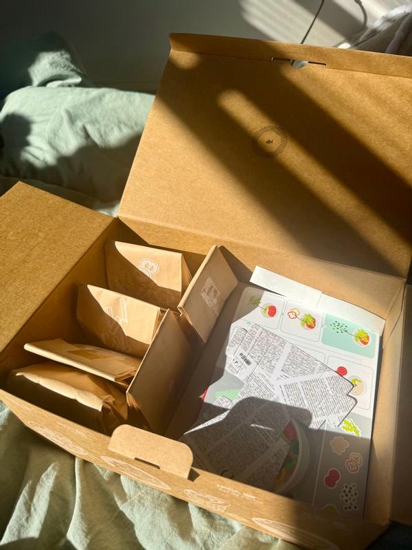 Customer carousel item 11.