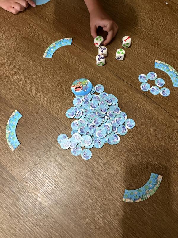 Customer photo for "Simplistic game that provided brief entertainment for my kids."
