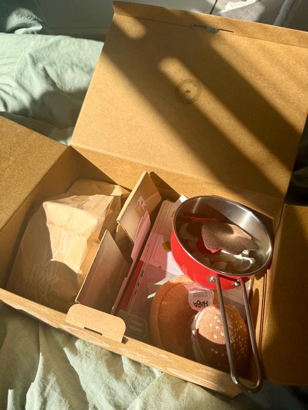 Customer carousel item 10.