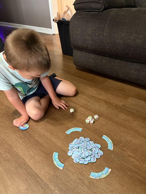 Customer photo for "Simplistic game that provided brief entertainment for my kids."