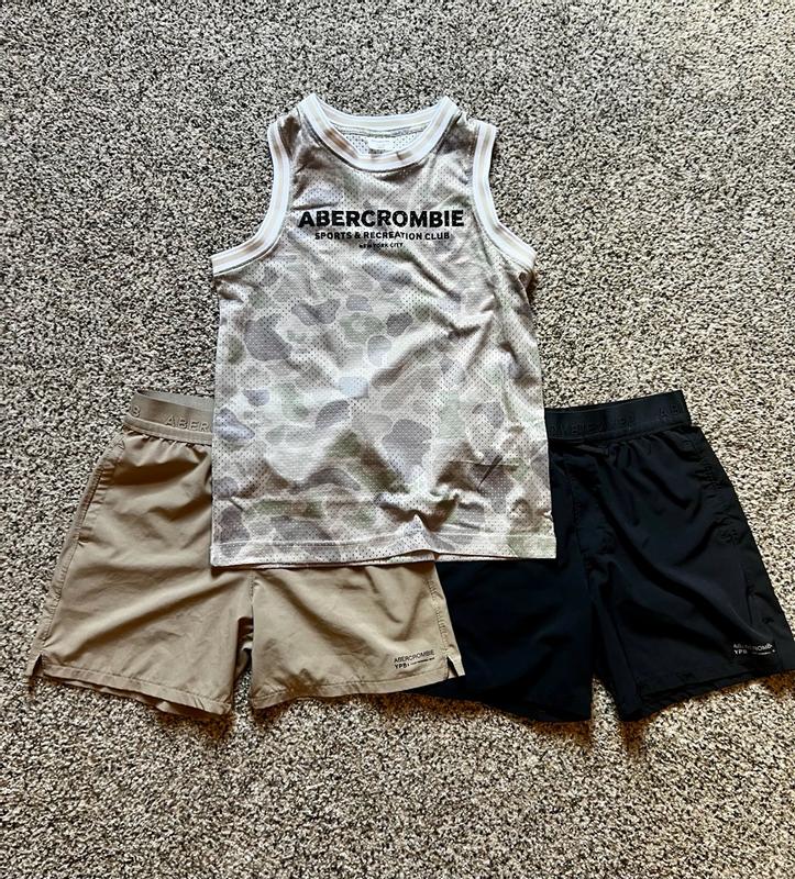 Customer photo for "True To Size Bresthable Summer Tank"