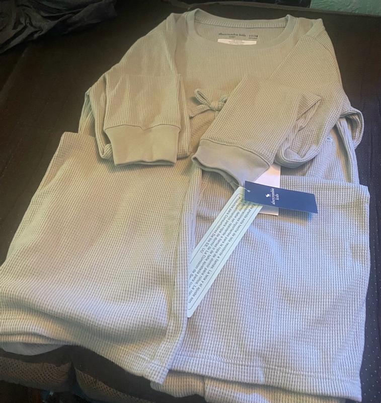 Review Thumbnail Image 2 367954622