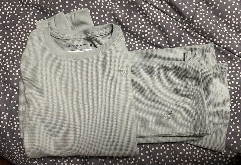 Review Thumbnail Image 0 369255520