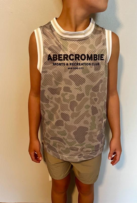 Customer photo for "True To Size Bresthable Summer Tank"