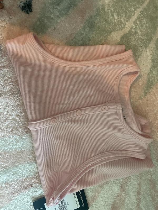 Review Thumbnail Image 0 383160477