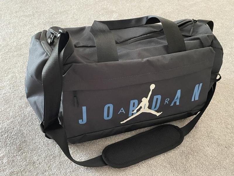 Nike Air Jordan Velocity Duffle Bag (One Size, Black)