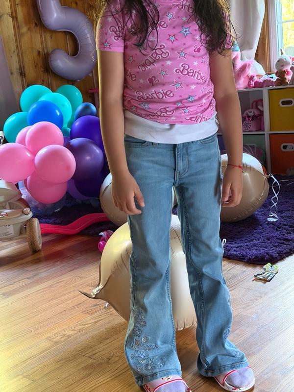 Customer photo for "Beautiful how it looks on my girl"