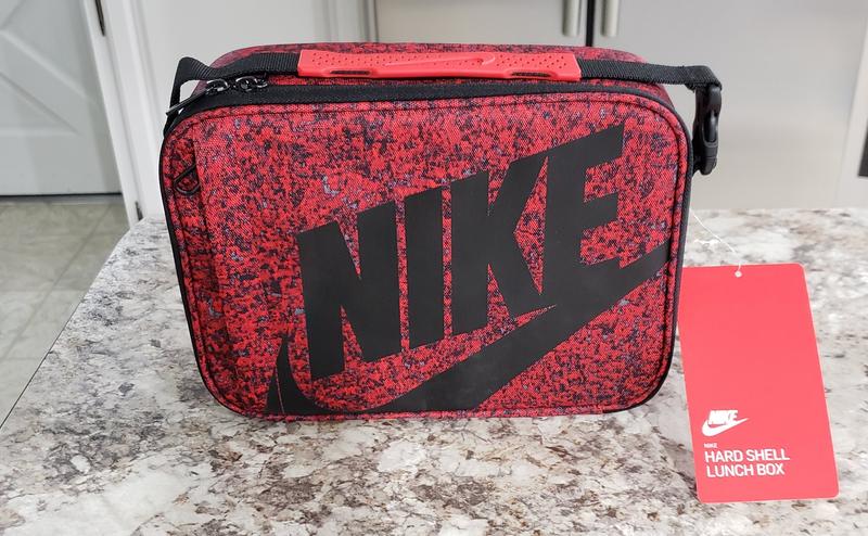 kohls nike lunch box