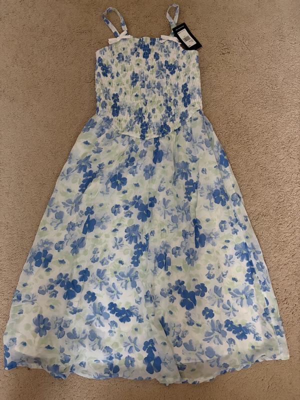 Customer photo for "Pretty floral blue"