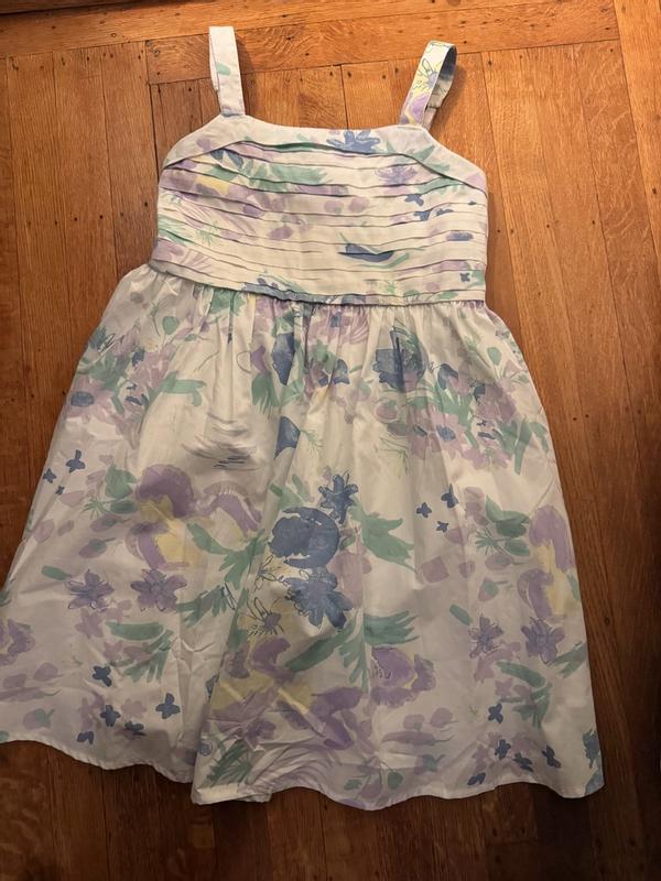 Review Thumbnail Image 1 382511526