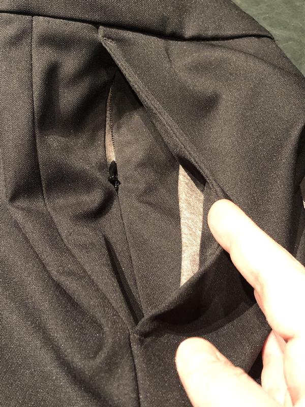 Pocket with hidden zipper (what's inside) - GREAT for TRAVEL!