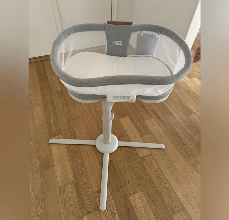 Customer carousel item 5.