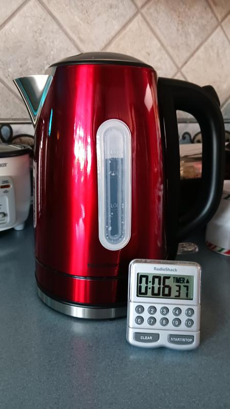 Heats to boil in around 6 1/2 minutes