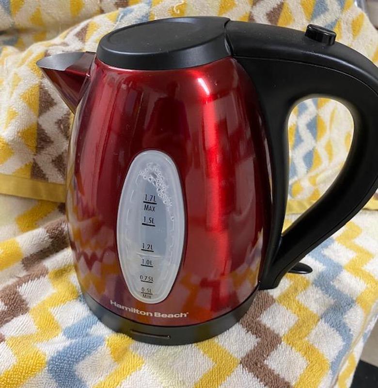 Hamilton Beach Red 7-Cup Cordless Electric Kettle in the Water Boilers &  Kettles department at