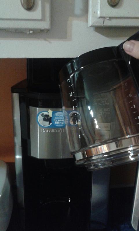 Cannot pour water into it when under counter