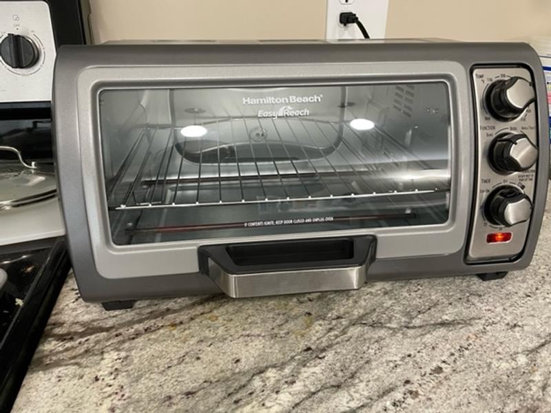 Hamilton beach easy reach hotsell 4 slice toaster oven