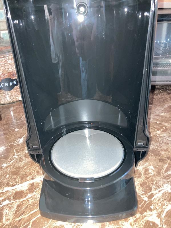 Heat plate under carafe (inside)