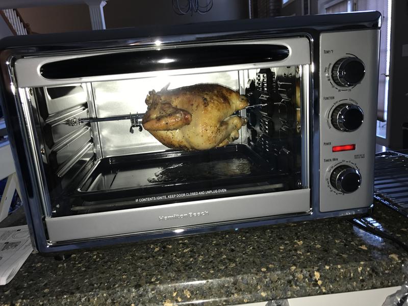 Hamilton Beach® Countertop Oven with Convection & Rotisserie Maximum in