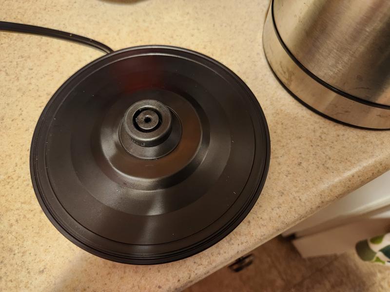 Electric base of kettle