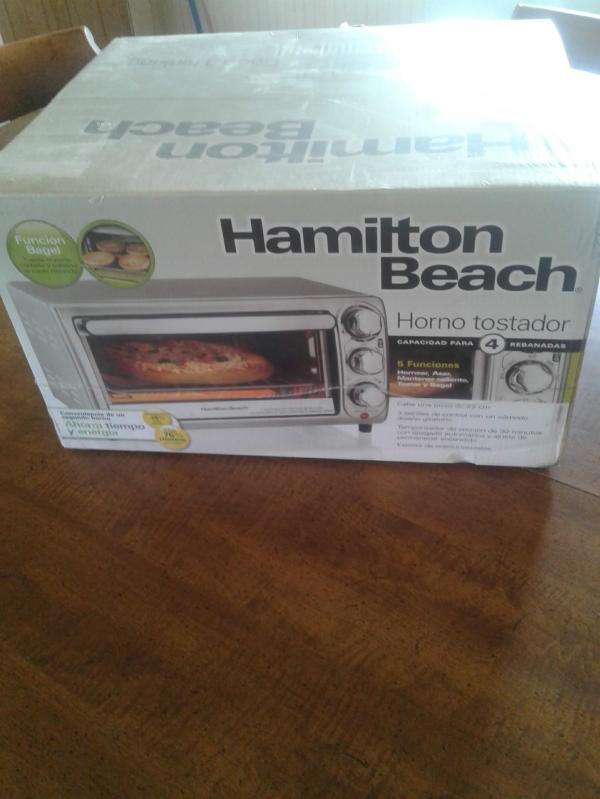 Hamilton Beach - 4 Slice Toaster Oven - 31143 - NEW