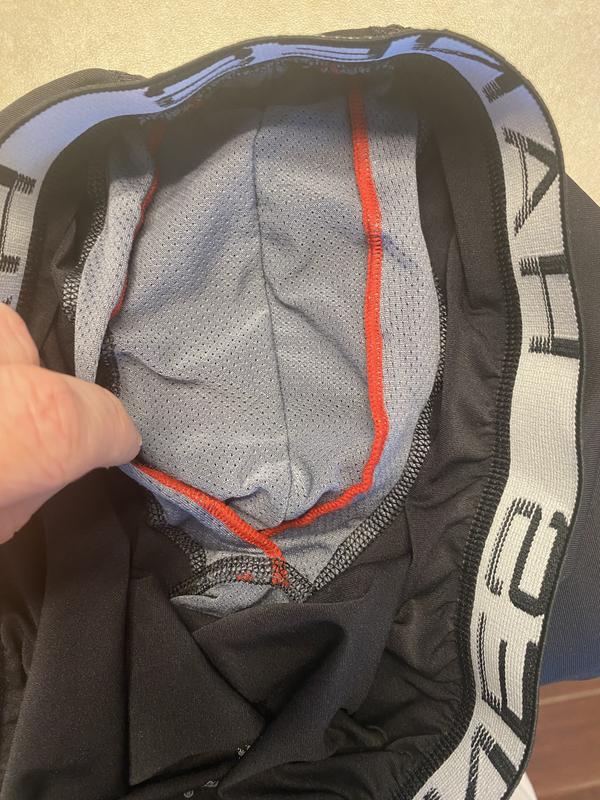 Total support pouch inside