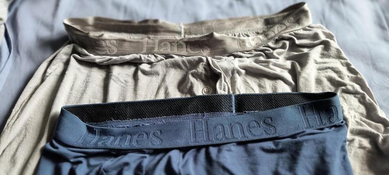 comparison of waist band boxers on top,boxer briefs below
