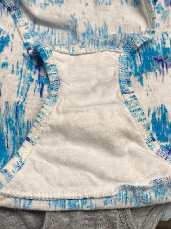 poor seams in ladies underwear