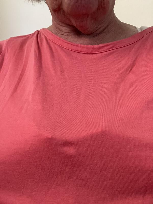 Bulging occurs in front area of bra. Noticeable   regardless of shirt I wear. Wouldn’t order them again