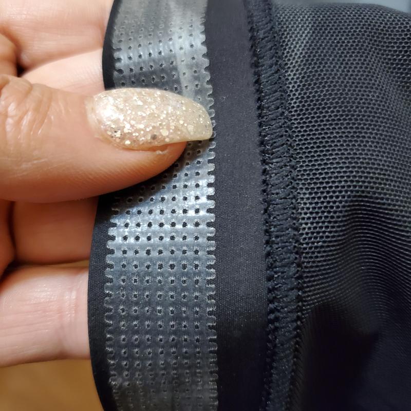 Silcone edge to prevent roll down.