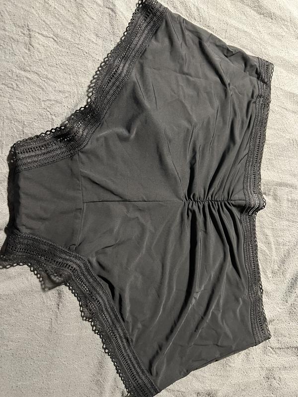 Customer carousel item 3.