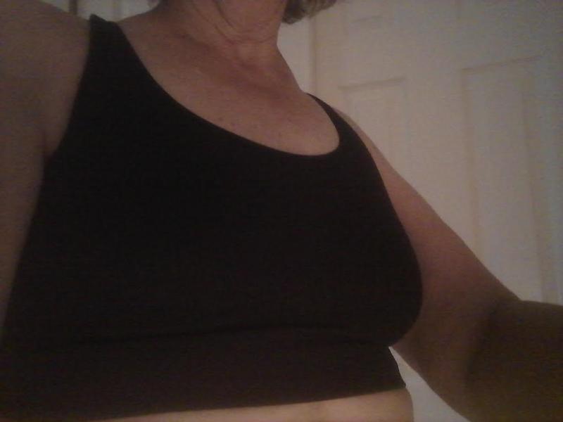 Crop tank that shapes