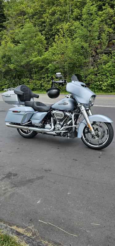 Screamin' Eagle Ventilator Air Cleaner Kit – Milwaukee-Eight