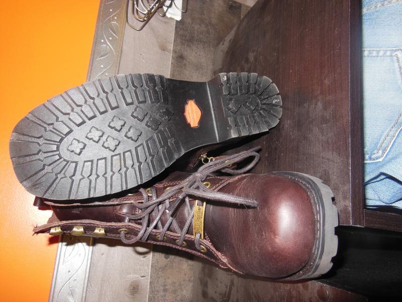 Really nice soles for gripping pavement and gravel
