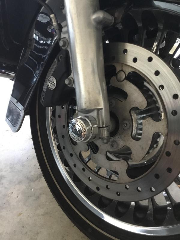 クローム・フロントキャリパーキット - Harley Davidson