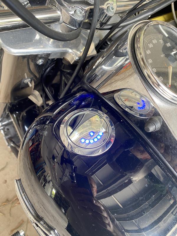 Flush-Mount Fuel Cap and Gauge Kit 62818-06G | Harley