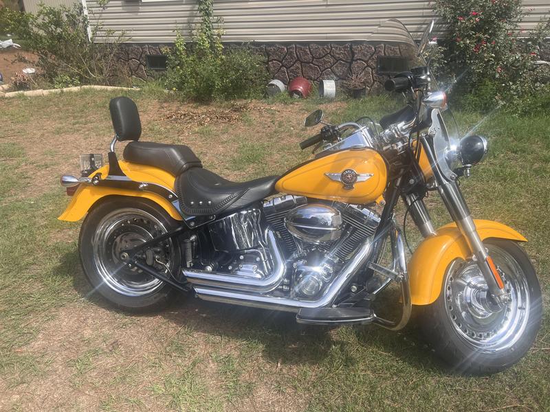 2011 fat boy with low sissy bar