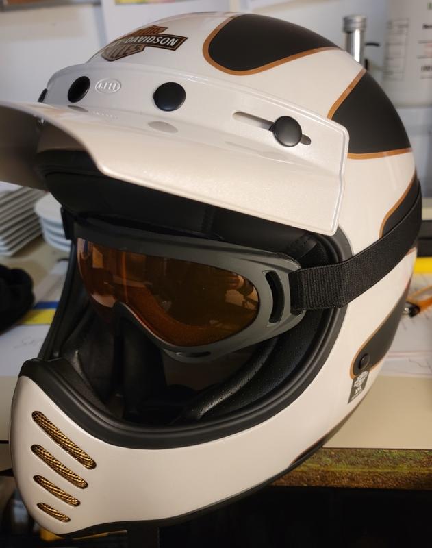 【Harley-Davidson】 ヘルメット ＳＴＩＮＧＥＲ  BELL Bell HD White Stinger B14 Full-Face Helmet Harley Davidson