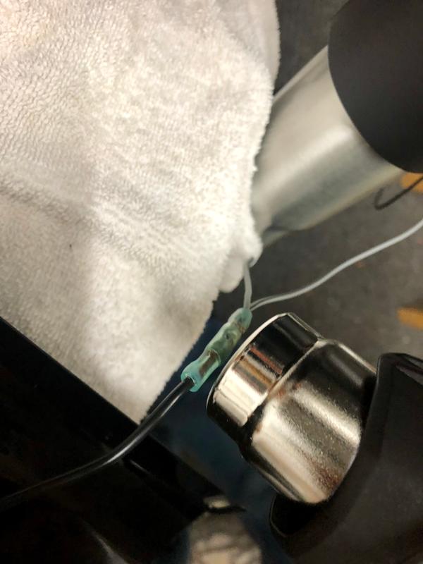 Hot Gun on the electrical connector