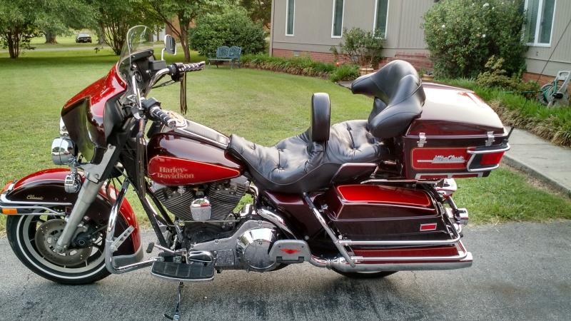 1990 FLHTC "Miss Ruby"