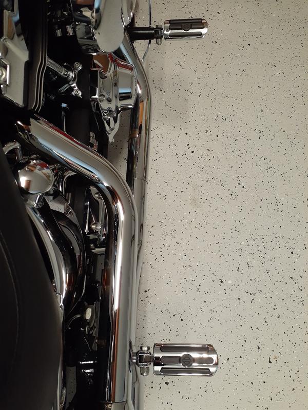 Chrome and Rubber Custom Footpegs 50130-95A | Harley-Davidson USA