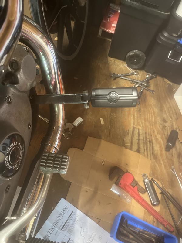Willie G Skull Footpegs 50501288 | Harley-Davidson USA